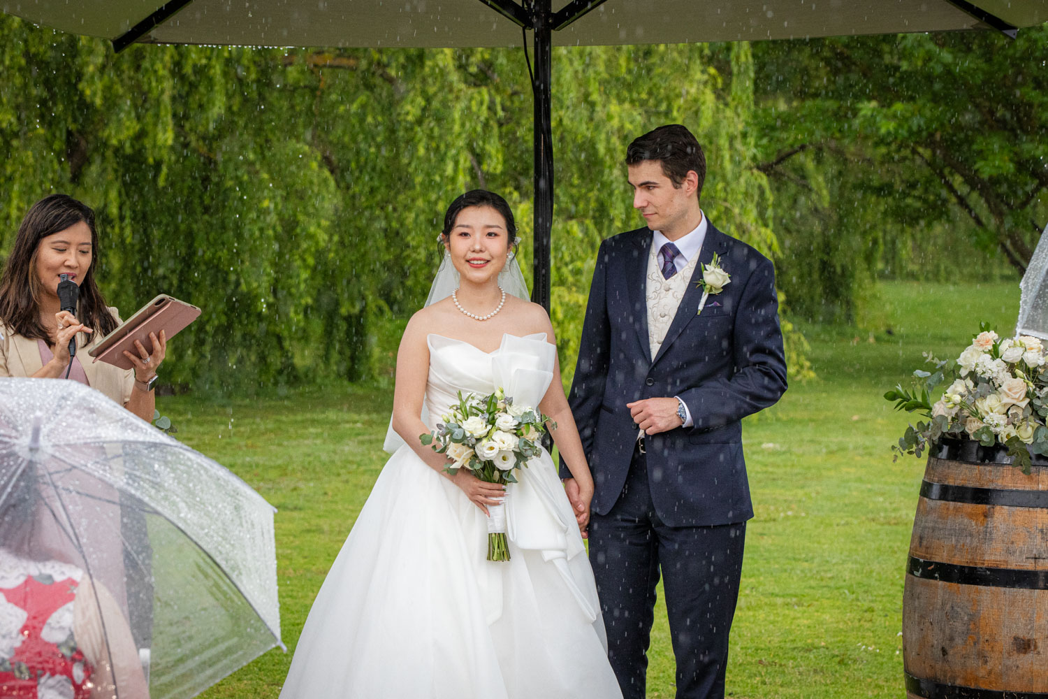 Outdoor wedding raining