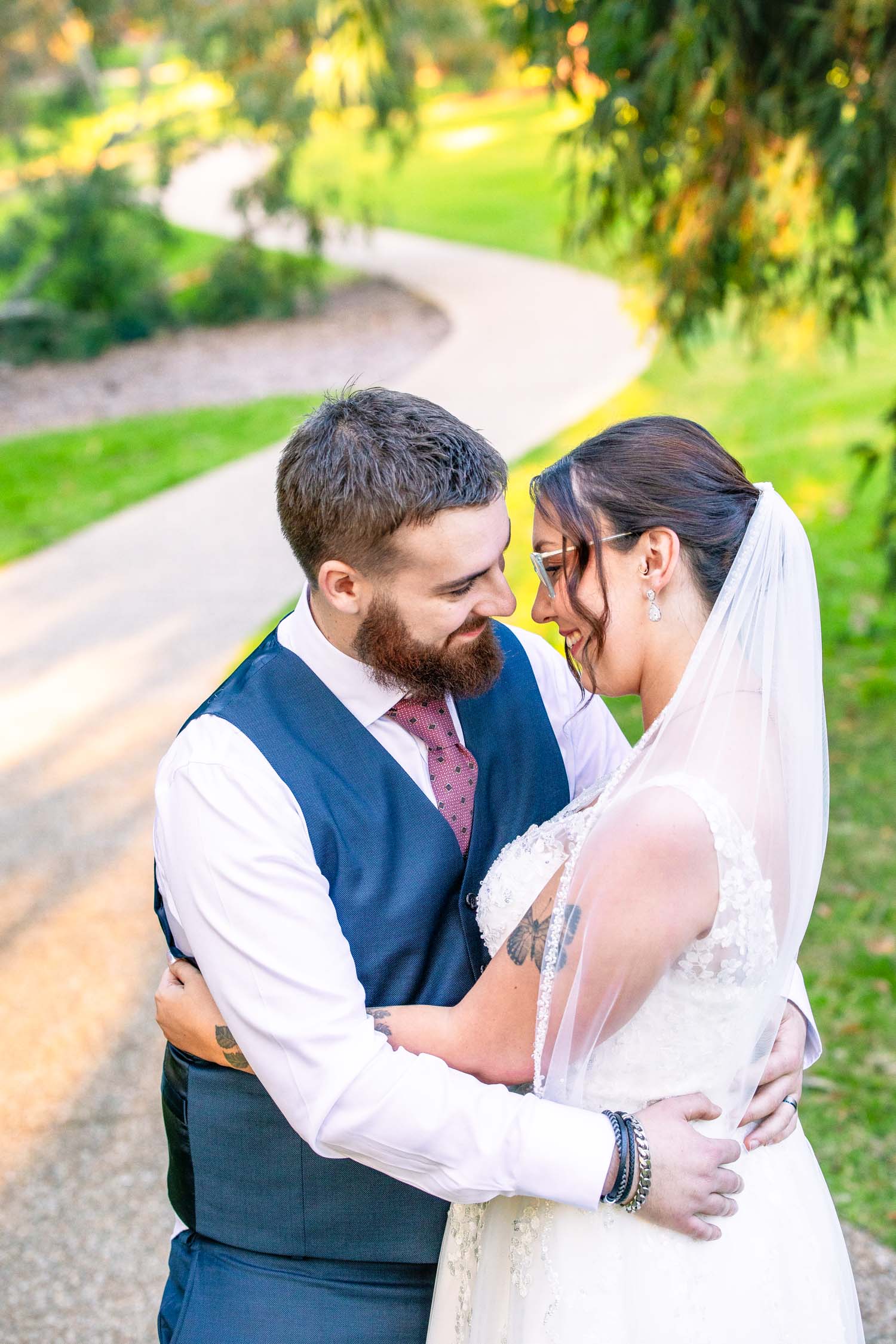 outdoor wedding botanic gardens couple shot