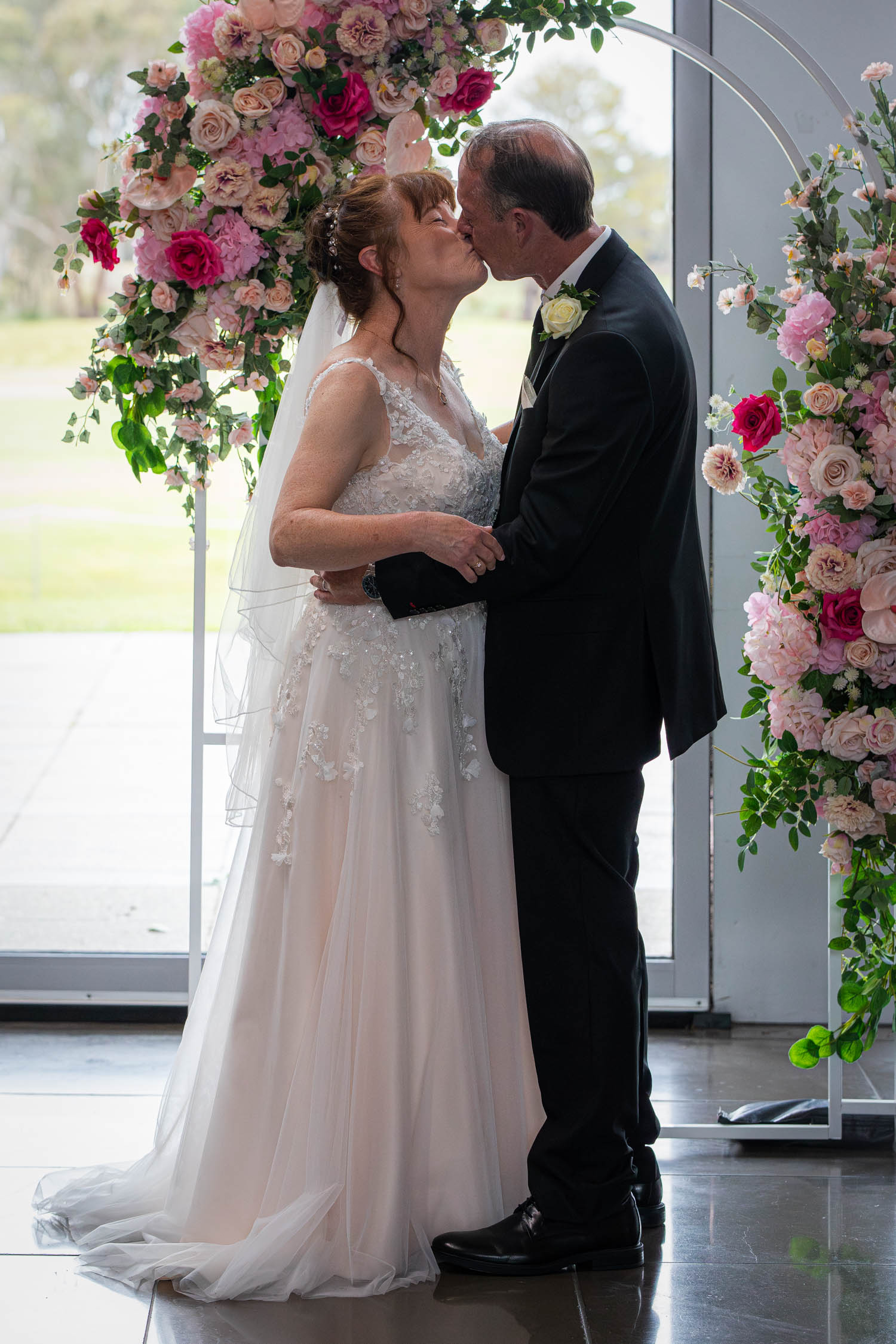 Sandhurst Golf Club Wedding Couple Ceremony